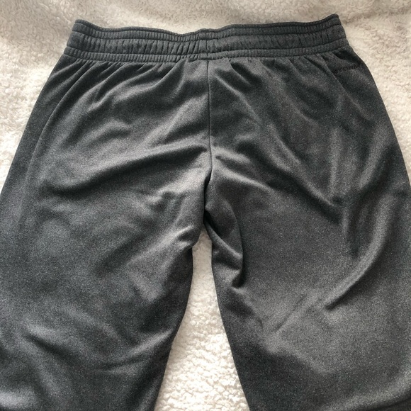 NWOT Under Armour Sweatpants Medium - Picture 8 of 8